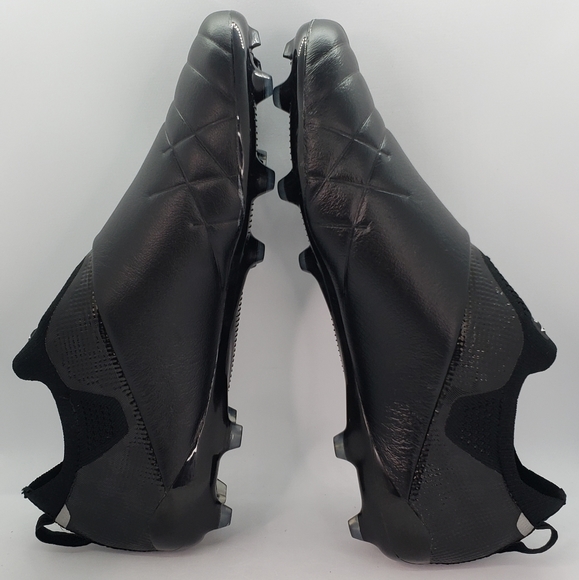 $220 Umbro Medusae III Elite FG Laceless Soccer Cleats sz 12 - Picture 7 of 13